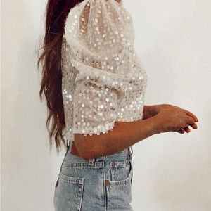 ZARA sequence puff shoulder top
